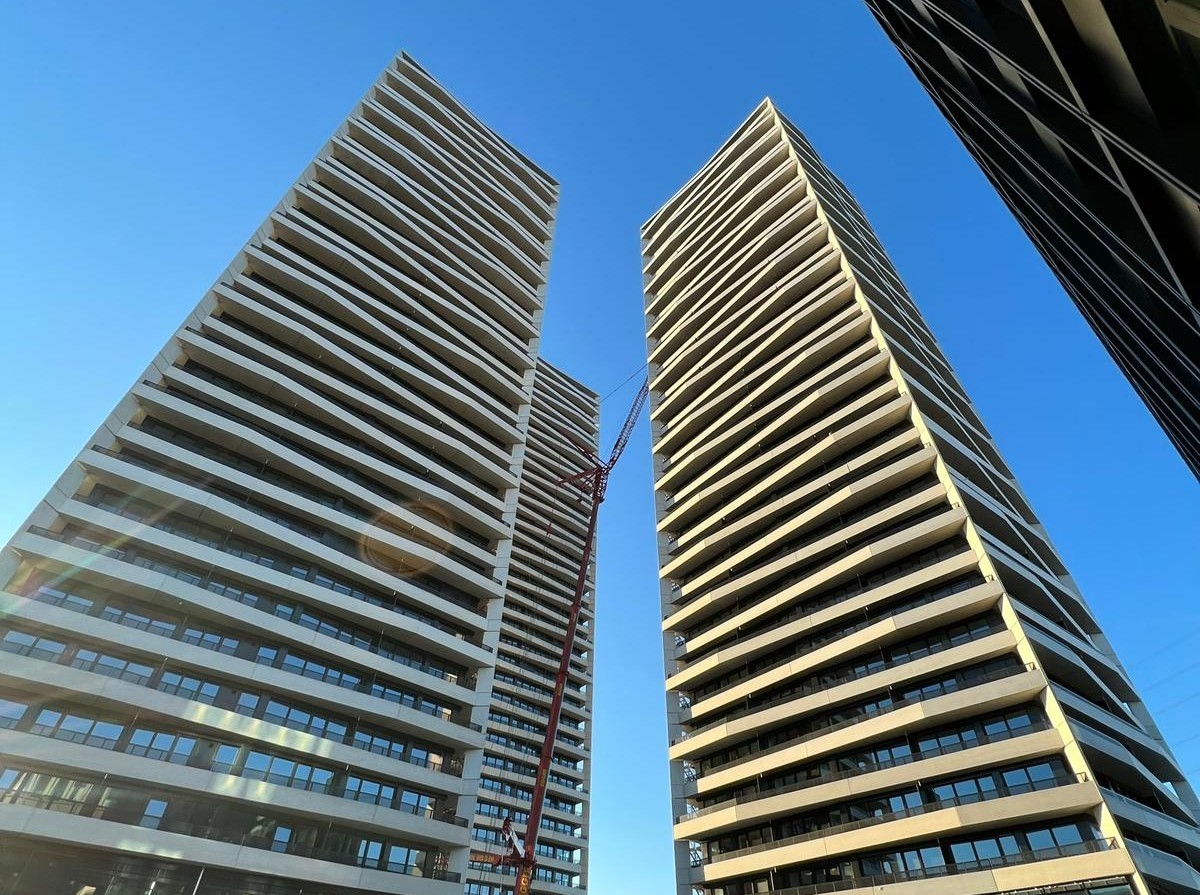 Three Point Apartments